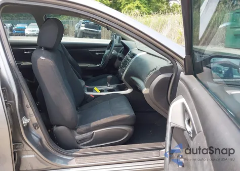 2015 Nissan Altima 2.5 S from USA, damaged, VIN 1N4AL3AP7FC217910